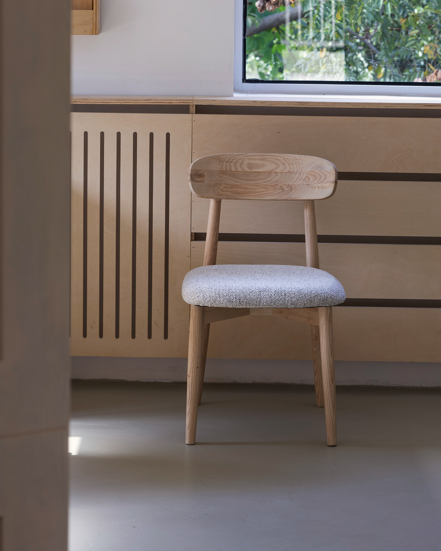 Scaune clasice din lemn clasice din nuc Scaune clasice din lemn clasice din nuc