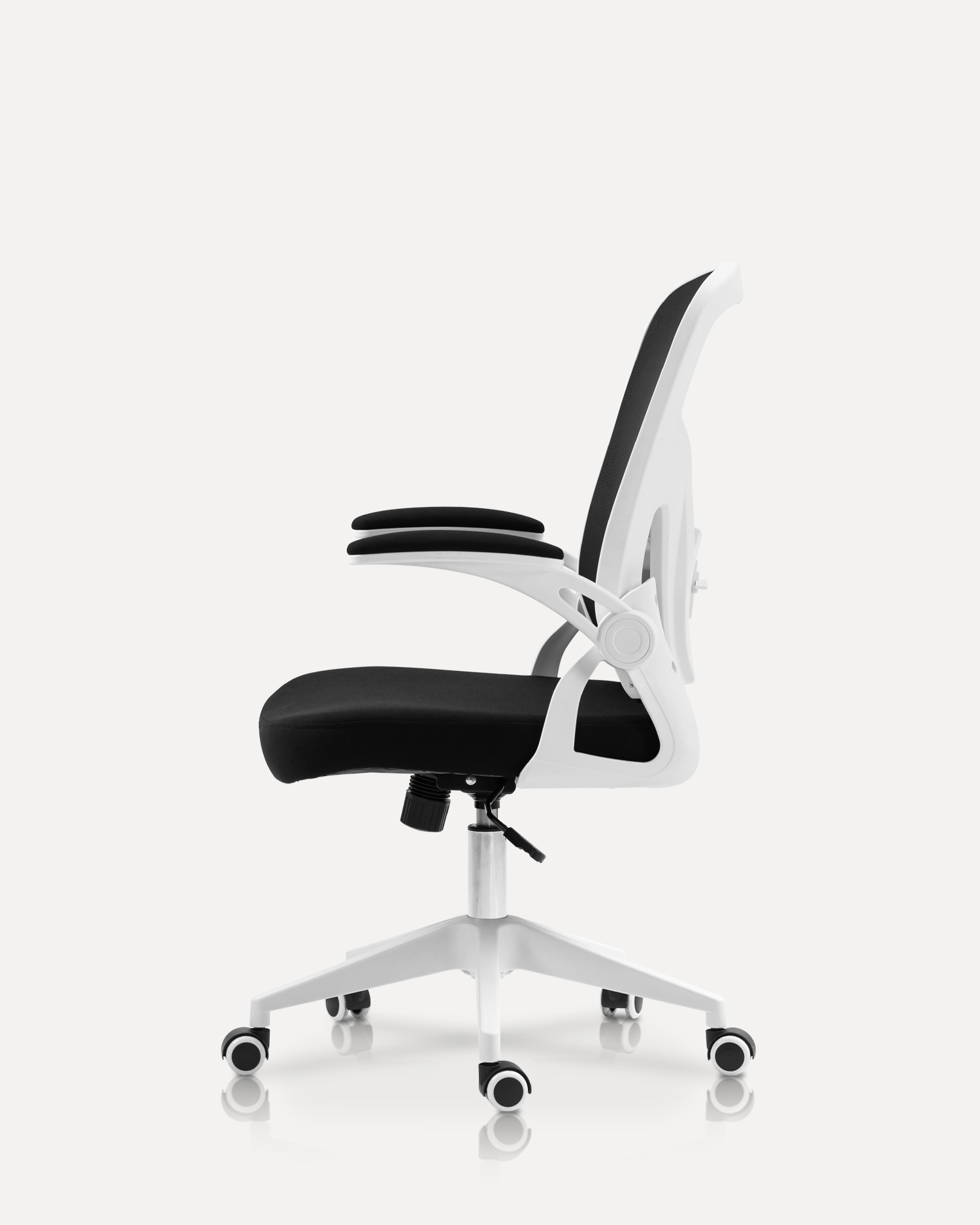 Scaun de plasă util pentru conferință Scaun de plasă util pentru conferință